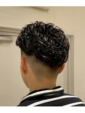 ヴィサージュディオ(VISAGE dio) ハードウェーブ × ミドルフェード