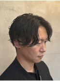 センターパート×シャドウパーマ