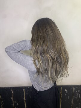 オースト ヘアー ステラ 新宿店(Aust hair Stella) 外国人風かき上げエアタッチグラデーション