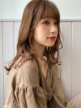 ネオリーブ クーロ(Neolive curro) 韓国人風*おくれ毛スタイル.くびれレイヤー