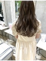 オブ ヘアー 自由が丘 ウエスト(Of HAIR WEST)&nbsp;ナチュラルベージュ/ミルクティーアッシュ/アッシュオリーブ