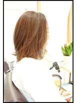 メタ(META) カット+ダブルカラ―(カスケーティングカラー)