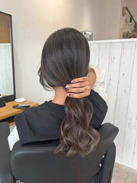 ワク 藤沢店(waku) ベージュ/グレージュ