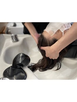 当店人気No.1【頭の筋肉からしっかりほぐす】酵素×筋膜リリースヘッドスパ／30分￥6,600～