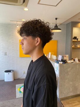 オナー(honor) 20代30代メンズスパイラルパーマワイルドオシャレ感アッシュ