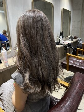 エイト 上野店(EIGHT ueno) ソフトグレージュ