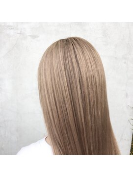 セリュックス(CELUX) ハイトーンカラー/ミルクティーアッシュ