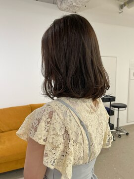 ノウハウ タニマチ(KNOWHOW tanimachi) レイヤーボブ/ローレイヤー/オリーブベージュ