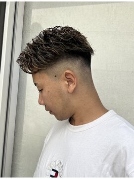 メンズバイココテラス 豊中(men's by cocoterace) フェードカット/メンズパーマ/メンズハイライト