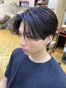 レボルトヘアー(R EVOLUT hair)の写真/【柏駅5分】人気のサロン！メンズの髪の悩みを解決してくれるから、ON・OFFどちらもキマるスタイルに☆
