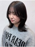 黒髪　ミディアムヘア　くびれ巻きアレンジ　顔周りレイヤー