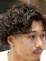 キングスマン トーキョー 国分寺(KINGSMAN TOKYO) アップバング/ツーブロック/スキンフェード[国分寺/国分寺