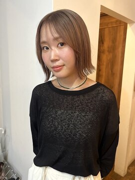 ロティー(loty) ミルクティーベージュ ハイトーン ボブ 顔周りカット 20代30代