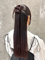 ピークアブー 原宿ハラカド(PEEK-A-BOO) カチモリ タイトヘア ハーフアップ お呼ばれヘア 結婚式ヘア