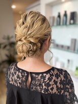 ルシードスタイル　ムースユイット(LUCIDO STYLE mousse8)&nbsp;編み込みアレンジ×シニヨン