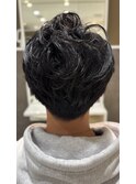 直毛でも自然に決まる、初めてのための大人ニュアンスパーマ