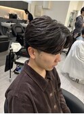 毛流れセンターパートフェザーパーマ