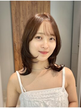 ビュートリアム 南青山(BEAUTRIUM) ミディアムレイヤー/ミディアムヘア/表参道・南青山