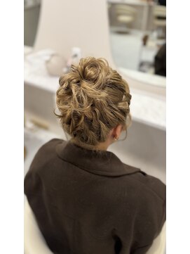 ミリー(Milly) アップヘア