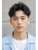インアンドヤング 栄(in&yang)&nbsp;ジェットフェードショート ルーズパーマウォーリアカット