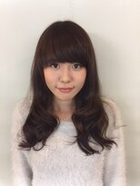 アクシス モア クオリティー フロム ノア(axis More quality from NOAH) ピンクアッシュのモテロングカール&前髪下しスタイル