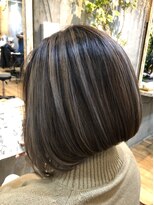 ロダット 横浜(LODAT by little)&nbsp;コントラストハイライト×前下がりボブ【LODAT横浜】