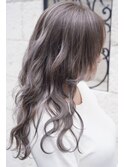 シルバーラベージュ×ハイライト◎