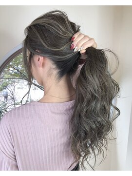 アンダーバーホワイト 阪神西宮店(_WHITE) 外国人風ハイライトカラー