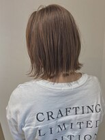 ラブレスカルペディエム(LAVLESS Carpediem) ハイトーン切りっぱなしボブ