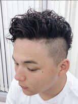 ヴァンカウンシル 伊勢佐木町店(VAN COUNCIL)&nbsp;〈VANCOUNCIL〉フェードカットツーブロックグラデアップバング