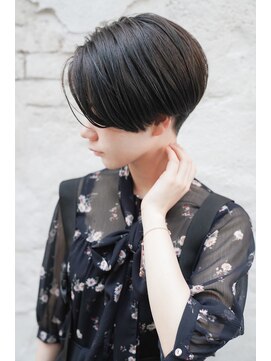 カライングドゥ(ing deux) 大人可愛い20代30代40代黒髪前下がりショートボブ丸みショート◎