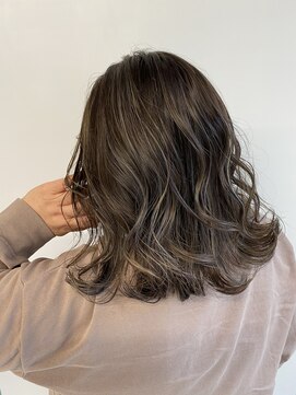 リーホリエ(Lee Horie) 【手島color】極細脱白髪ハイライト