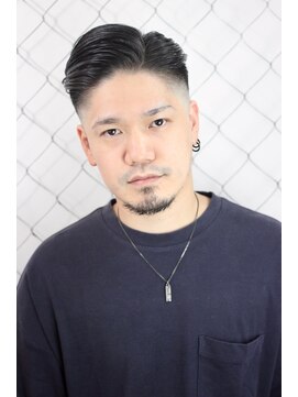 エイル(AILE) アップバング/スキンフェード/コンマヘア/ハードパート/七三