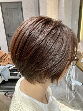 ティーリング(T ring) コンパクトショートボブ