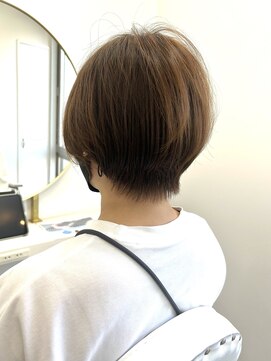 アルトル 池袋(altru) 大人かわいい襟足がシュッとしてるショートボブ