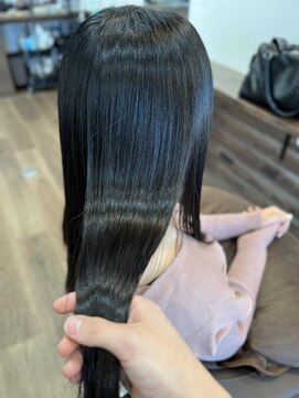 ベルスタ(BELSTA) 冬艶/ブルーブラック［千葉旭市/髪質改善/ベージュカラー］