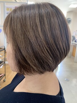 ヘアー グリース(hair GREASE) まとまりボブ