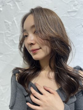 ネオリーブ シュシュ 神保町店(Neolive susu) フェイスレイヤースタイル