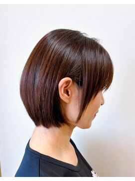 ヘアーボー ラーラ(hairbeau L'ala) ショートボブ