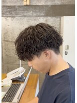 メンズギフト(men's GIFT)&nbsp;刈り上げツーブロックツイストスパイラルパーマメンズマッシュ