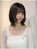顔まわりレイヤー ウルフ ミディアム ショートくびれスタイル