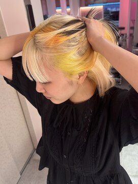 ダズリングディア(Dazzling Deer) イエロー/ブラック/オレンジ/ボブ/デザインカラー/大人ボブ