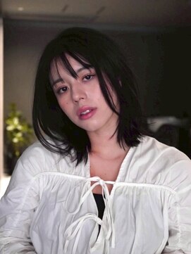 ヴィサージュクオン(VISAGE Quon) 大人の透け感ミディ