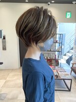 バンプ ギンザ(BUMP GINZA) 30代40代50代白髪染め銀座絶壁解消小顔くびれショートヘア伊