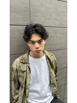 ノットバイベル 大宮(knot by belle) フェザーパーマ/ブルーブラック/大宮/刈り上げセンターパート