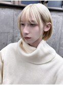 ダブルカラー/抜きっぱなしブロンド/メンズボブ/新宿/石田芽衣