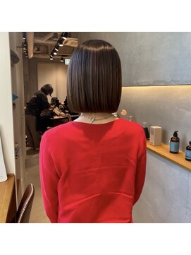 リトグラフ(Lithograph) 顎下ボブ