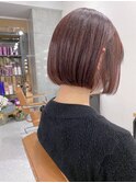 ピンクハッシュカットくびれショートヨシンモリ
