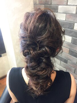 エピス 麻生1号店(epice) 3回くるりんぱ☆アレンジ