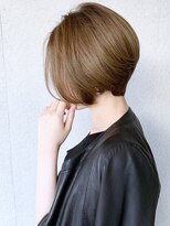 モリオ フロム ロンドン 成増店&nbsp;前下がりショートボブ　美髪 フレンチボブ＿ネイビーカラー